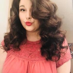 Meet your Posher, Lanie